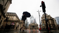 Brexit без сделка ще стопи растежа на британската икономика догодина