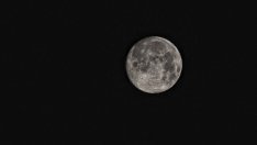 Новата надпревара за Луната – политика, технологии, власт