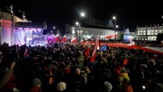 Хиляди протестираха срещу противоречива реформа в съдебната система в Полша