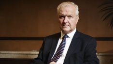 Оли Рен: ЕЦБ би трябвало да проверява стратегията си на всеки 5 години