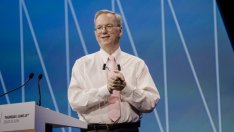 Ерик Шмит: САЩ трябва да направят нещо повече на пазара на чипове