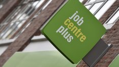 Британската безработица неочаквано е нараснала през зимата