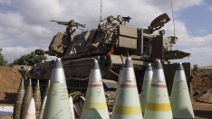 Военни заводи минават на 24-часов режим на работа, но и това не покрива огромното търсене