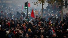 Повече половин милион души протестираха срещу пенсионната реформа във Франция