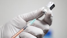 Гърция готви ограничителни мерки за неваксинираните през есента