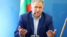 Стойчо Кацаров: Зелен сертификат няма да се изисква за деца под 18 години