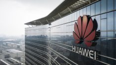 Администрацията на Байдън въвежда нови ограничения за доставчици на Huawei