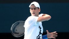 План Б на Новак Джокович - лечение на коронавируса, не ваксина?