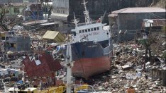 Ще помете ли тайфунът икономиката на Филипините?