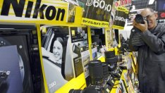 Задушават ли смартфоните бизнеса с висококачествени фотоапарати?