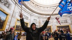 Военните са ограничили достъпа на Тръмп до ядрения арсенал