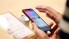 Apple свива целите си за производството на iPhone X?