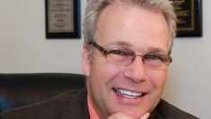 Комбинация от държавна регулация и саморегулация на имотния пазар ще работи в България