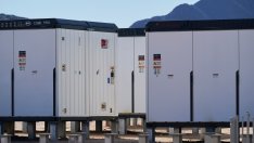 Британска фирма за стационарни батерии търси финансиране за над 1 млрд. долара