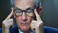 Действията на Фед не отговарят на думите на Пауъл