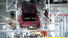 Войната в Украйна увеличава разходите за производство на електромобили