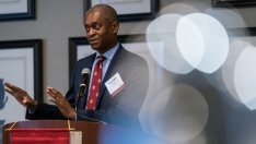 Бостич от Фед очаква шест лихвени повишения през тази година и две през 2023 г.