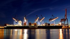 Търговският излишък на ЕС нараства леко през юни