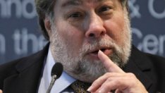 Стив Возняк: Акциите на Apple може да минат 1 000 долара 
