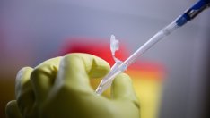 ЕК е близо до сделка с Johnson & Johnson за ваксина за Covid-19