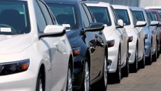 Продажбите на нови коли в България с рекорден ръст от над 40% през октомври