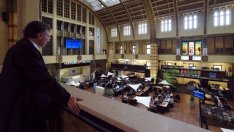 Амстердам вече е най-големият център за търговия с акции в Европа