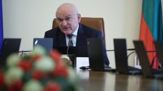 Президентът назначи служебния премиер Главчев и за външен министър