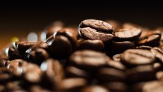 Любителите на кафе се готвят за по-високи цени след спад на резервите във Виетнам