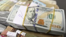 Месеци преди войната Русия рязко е увеличила покупките на долари и евро