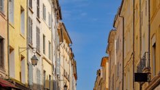 Около 40% от домакинствата в България живеят в пренаселени жилища