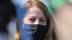 Фандъкова: 55 хил. домакинства в София се отопляват на дърва и въглища