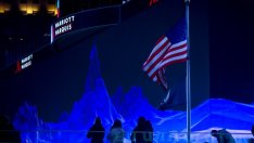 Google наема най-големия в света билборд