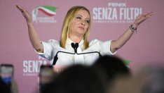 Мелони върви по тънката линия между успеха и недоволството