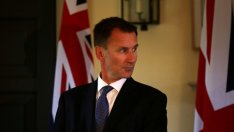 Джереми Хънт: Не бъркайте британската учтивост със слабост