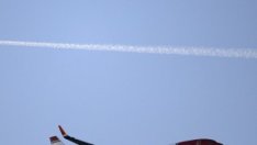 Задава се намаляване на вредните емисии от авиокомпаниите