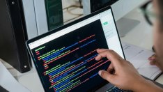 Българските компании са на опашката в ЕС по използване на технологии с изкуствен интелект