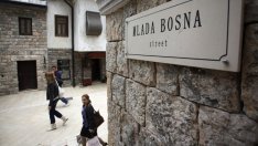 Искате да емигрирате? В Босна си има такса и за това