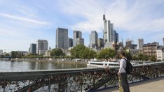 Водещи германски икономисти прогнозират рецесия през 2023 г. и щети за 150 млрд. евро