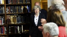 Тереза Мей води в надпреварата за бъдещ премиер