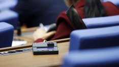 Законопроектът за бързите кредити беше приет на първо четене с критики от опозицията