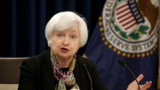 Йелън защити "внимателния подход" на Фед за лихвените нива