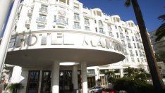 Катар купува още 4 луксозни хотела във Франция