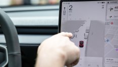 Властите в САЩ с ново разследване срещу Tesla заради нарушаване на пътните закони