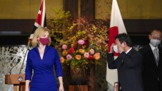 Великобритания сключи сделката с Япония, доказвайки на ЕС, че може и сама