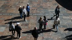 Продажбите на дребно в Австралия се възстановяват през юли