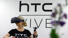 HTC намалява цената на очилата за виртуална реалност Vive с 200 долара