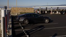 Tesla понижи цената на Model S Long Range под 70 хил. долара 