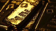 Защо тази година инвеститорите загърбват облигациите в полза на златото?