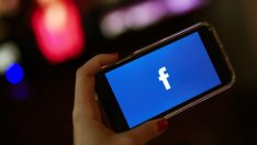 Русия заплашва Facebook със солена глоба