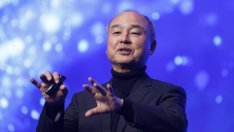 SoftBank купува акции от Intel за 2 млрд. долара